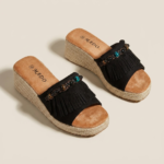 Mules compensées bohème à franges et perles – Image 4